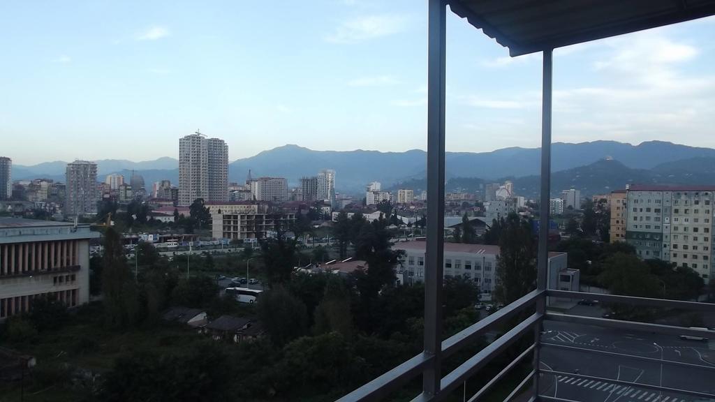 Apartamento Big Flat In Batumi Exterior foto