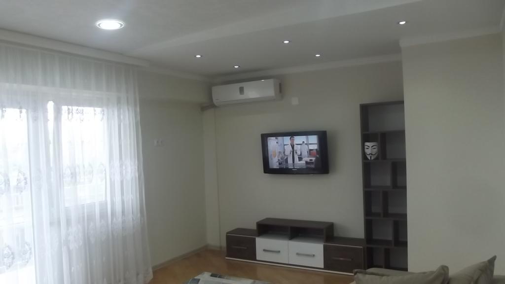 Apartamento Big Flat In Batumi Exterior foto